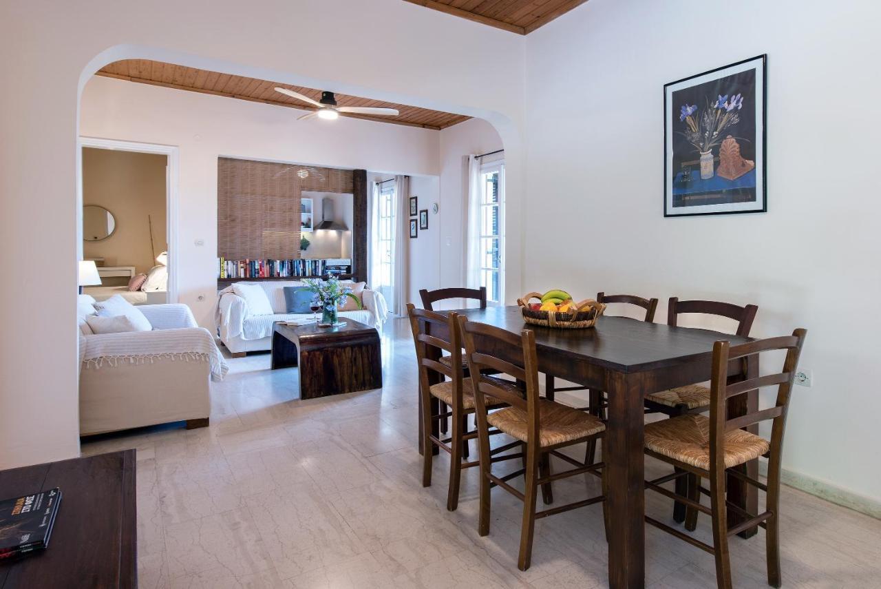 Villa Lofos Kassiopi Esterno foto