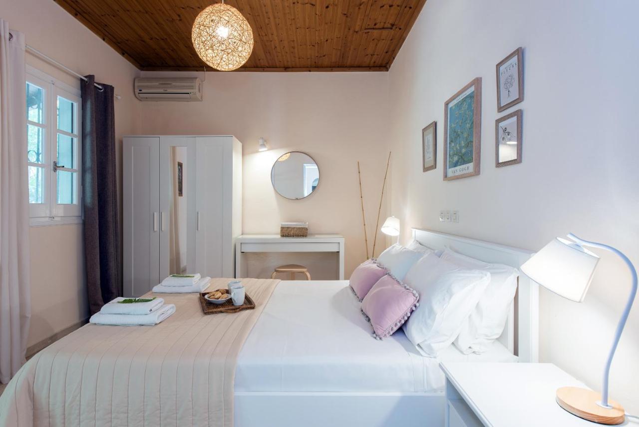 Villa Lofos Kassiopi Esterno foto