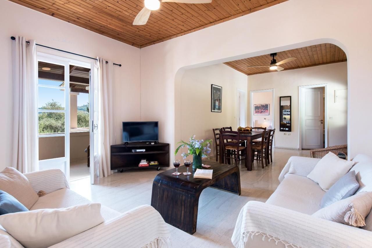 Villa Lofos Kassiopi Esterno foto