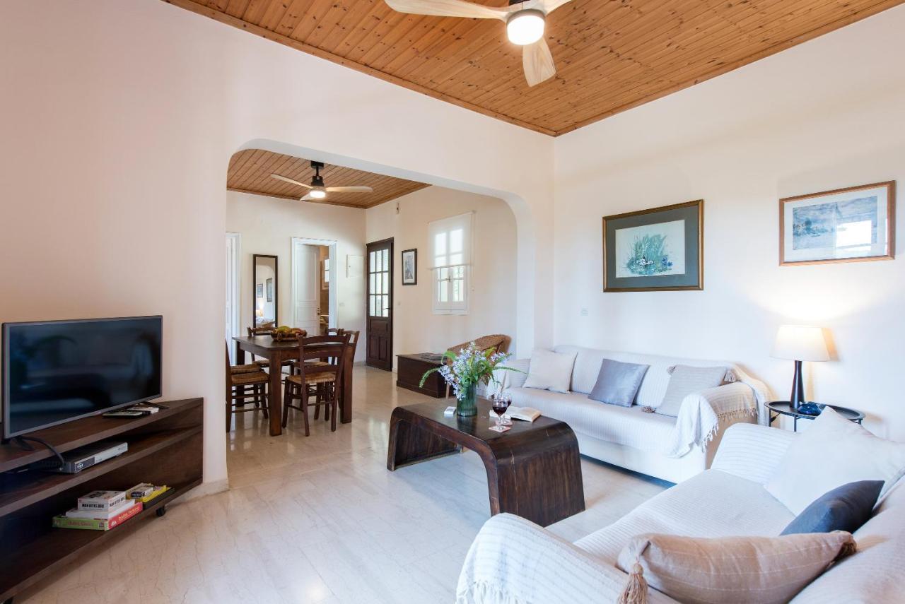 Villa Lofos Kassiopi Esterno foto