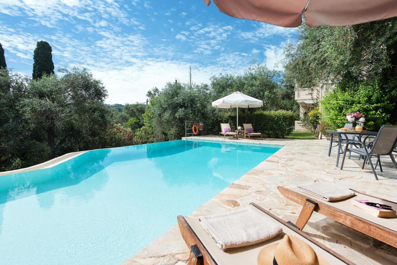 Villa Lofos Kassiopi Esterno foto