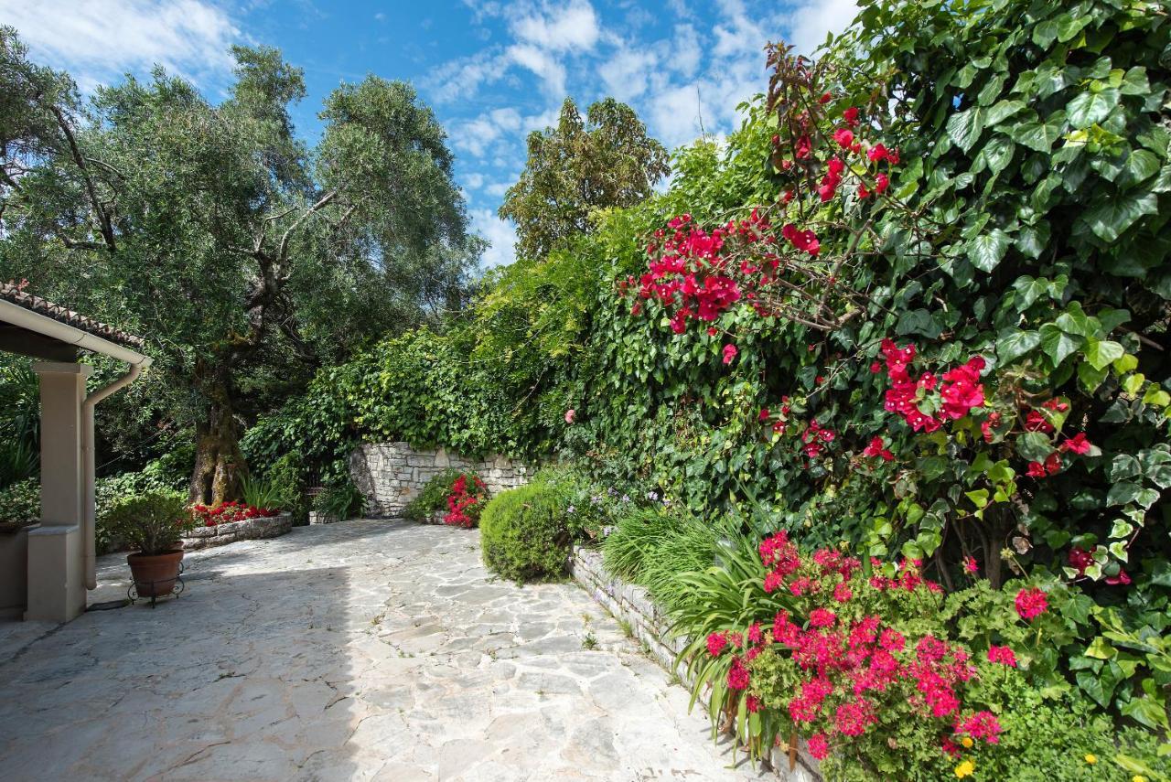 Villa Lofos Kassiopi Esterno foto